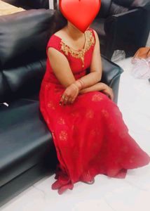 WEDDING PARTY WEAR WOMEN&#39;S GOWN(SIZE:M)