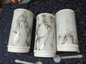 3 Kitchen Containers With Spoon