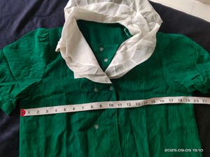 Green Korean Top with White Collar