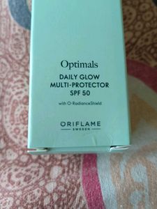 Oriflame Optimals Daily Glow MultiProtector SPF 50