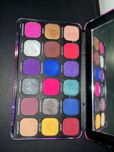 Makeup Revolution London Eyshadow palette