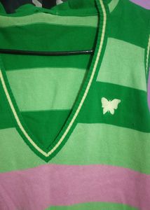 Cut Sleeves Hoodi