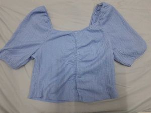 Cute Puff Sleeves Top