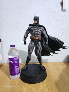 Batman BIG Statue/ Figurine !
