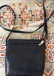 Chic Crossbody Bag/ sling bag