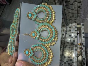 Earring With Mangtikka