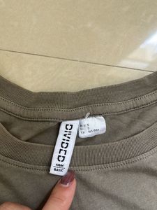 Casual Olive Green T-Shirt