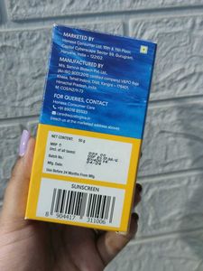 Aqualogica Glow+ Infused Tinted Sunscreen