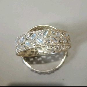 Elegant Gold-Tone Bangles