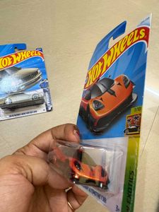 Hot Wheels &#39;89 Mercedes &amp; Gordon Murray Automotive
