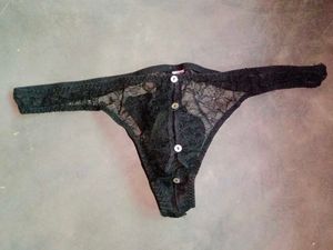 Men's Black Lace With Sea Shell Button Thong