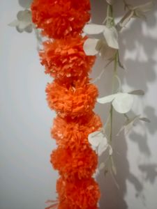 5 Piece Artifial Fluffy Flower Garland