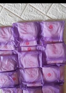 Combo Of  Stayfree Xxl.pads Nd Nail Remover Wipes