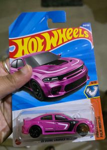 Hot Wheels SRT Viper &amp; Dodge Charger Hellcat