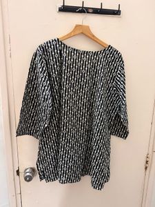 Chic Patterned Tunic Top