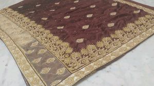 Very Heavy Saree With Blouse