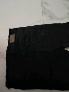 Zara Black Distressed Jeans