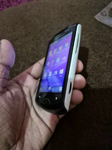 sony Ericsson WT19i walkman phone
