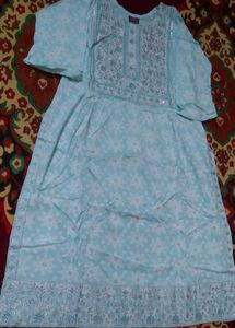 Naira Set.