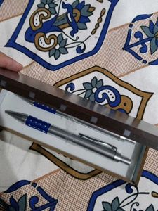 Pen Set in Box