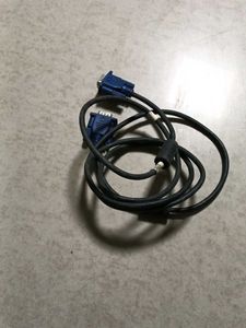 2 setVGA Cable - Monitor Connection