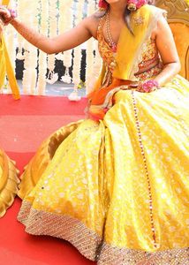 DESIGNER Lehenga From Tanushree&amp;Akshay(Shahpurjat)