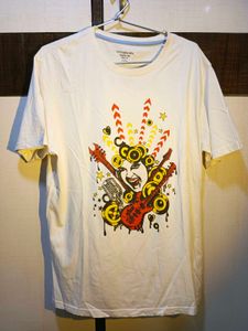 Graphic Print Tee Cream