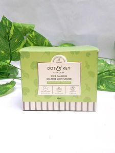 DOT &amp; KEY CICA CALMING MOISTURIZER