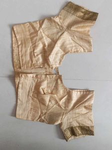 Purple Embroidered Saree With Blouse