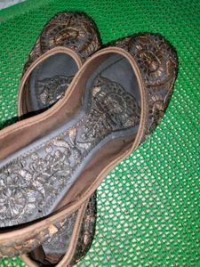 Jaipuri Rajasthan Print Juttis