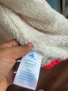 Heavy kids jacket for 8yrs old.