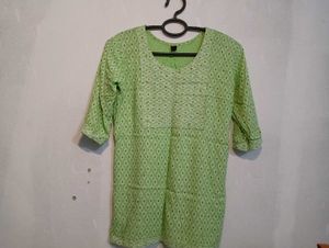 Green Embroidered Kurta