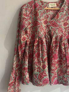 Floral Print Long Sleeve Top