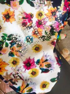 Floral Velvet Full Sleeve Top