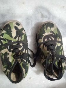 Camo Print Canvas Sneakers
