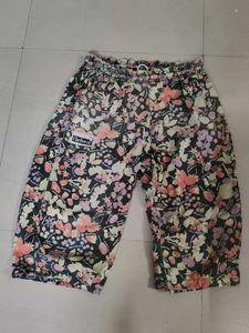 3/4 Cotton Floral Capri Women