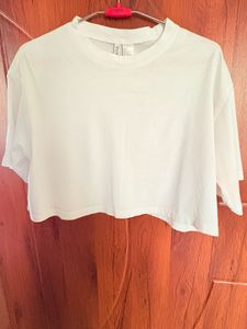 H&amp;M White Oversized Tee - Size S