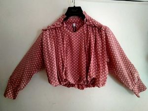 A multi colored(pink white)classy crop top
