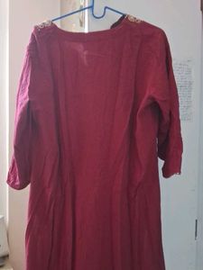 Elegant Embroidered Kurta