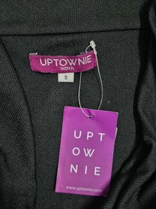 Chic Black Off-Shoulder Jumpsuit