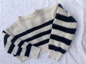 Y2k Striped Zip-up Cropped Cardigan