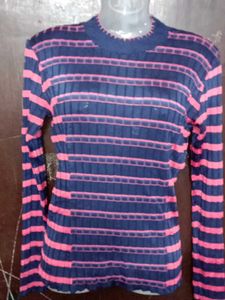 Striped Knit Top like new
