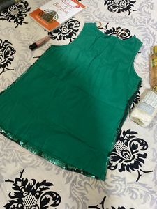 🌿shimmer Top 🌿fits Well For M-L