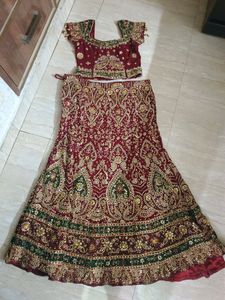 Bridal Lehnga With Stone And Zari Work