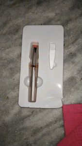 eyebrow and facial hair removable