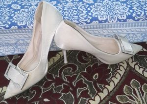 Light Pink Beautiful Heels 😍