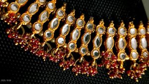 Elegant Gold-Toned Necklace