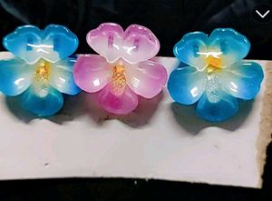 Floral Resin Hair Clips