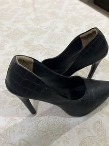 Black Crocodile Print Heels