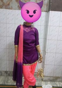Price Droppped ❌❌❌Purple And Coral Punjabi Suit